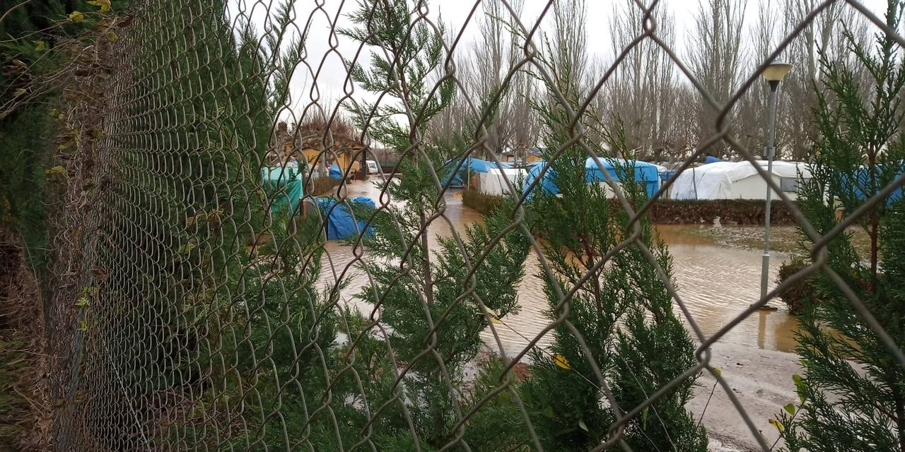 Fotos: Situación del camping de Sahagún