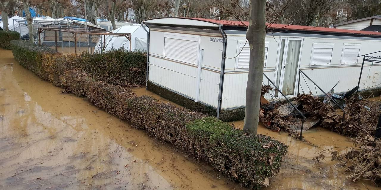 Fotos: Situación del camping de Sahagún