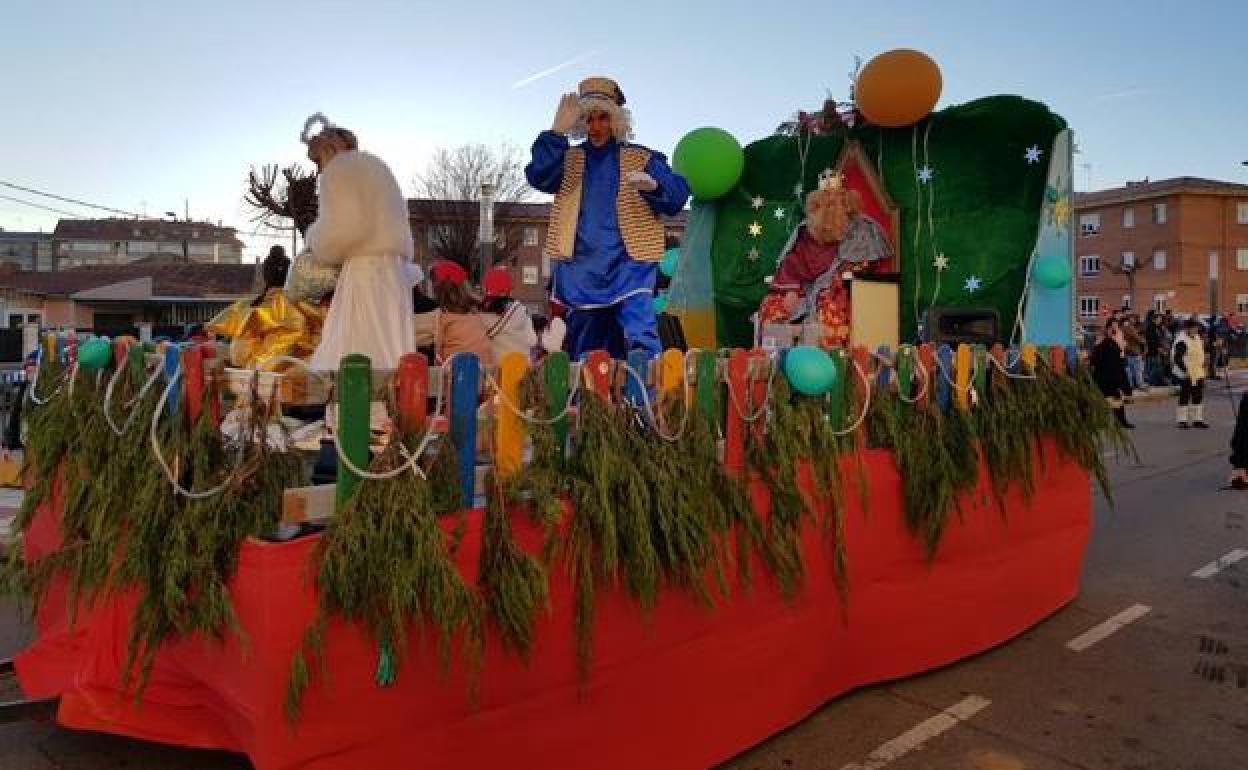 Una de las carrozas del pasado año de la cabalgata de San Andrés del Rabanedo.