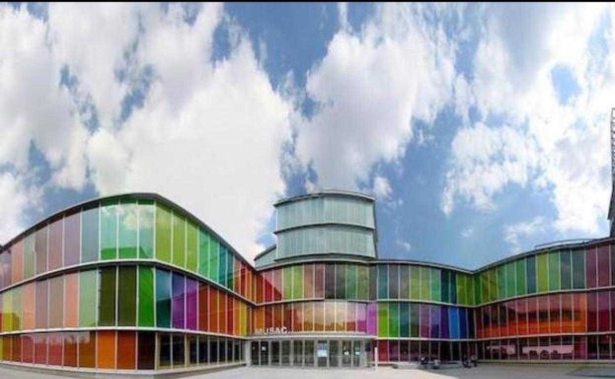 Fachada exterior del Musac.