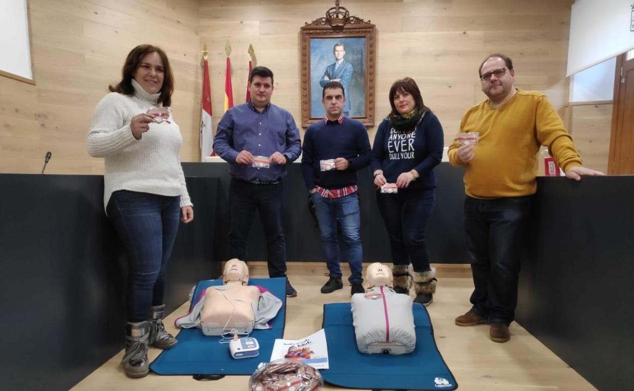 Un desfibrilador para el IES Vía de la Plata de La Bañeza