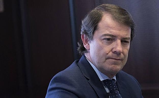 Mañueco carga contra Pedro Sánchez por «dinamitar la lealtad institucional y colaboración entre territorios»