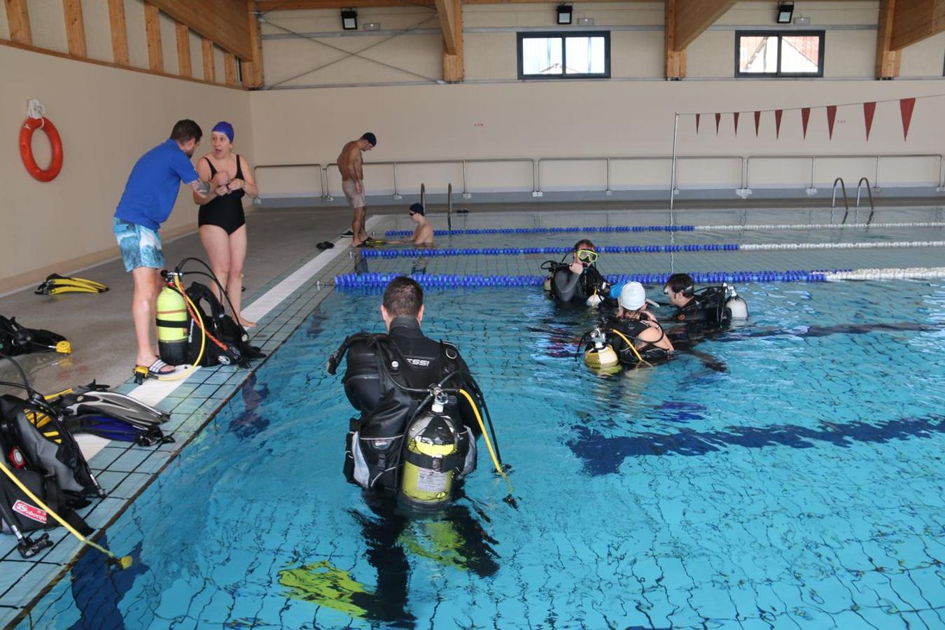 Fotos: Un Juguete por un Bautismo de Buceo