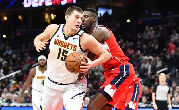 Jokic y Doncic fabrican su propia noche mágica