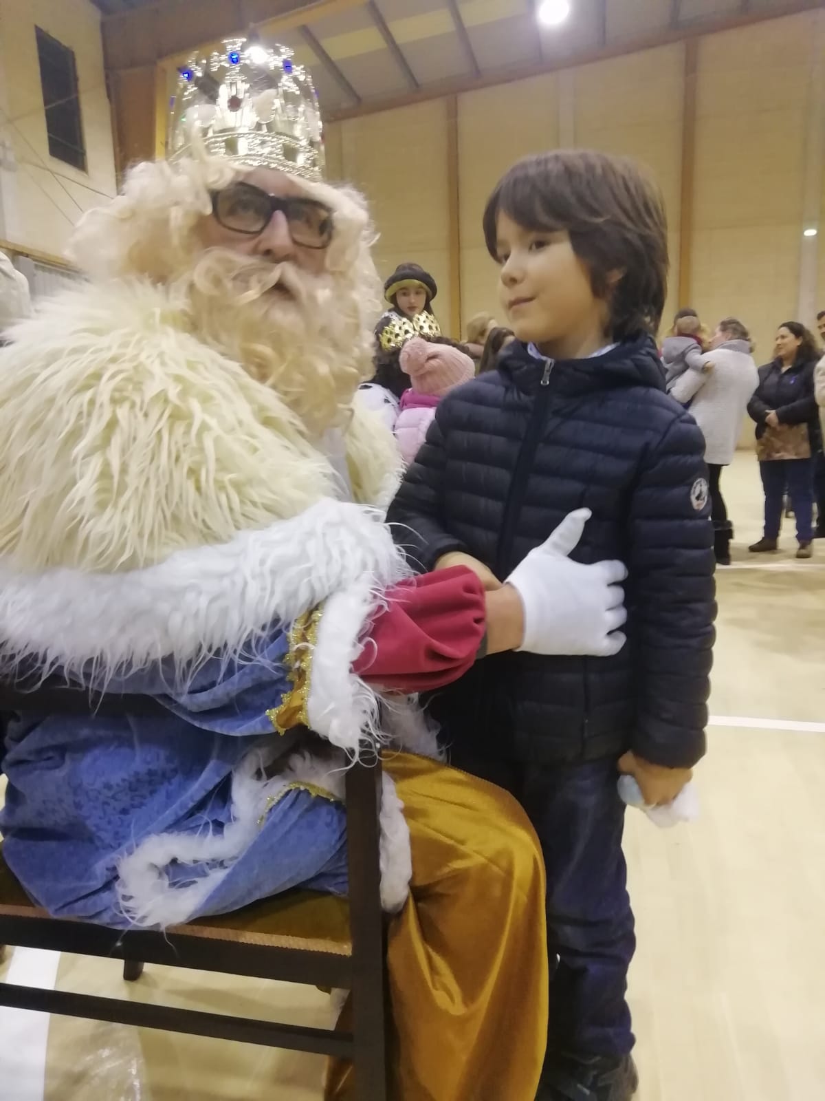 Fotos: Los Reyes Magos visitan Matallana de Torio