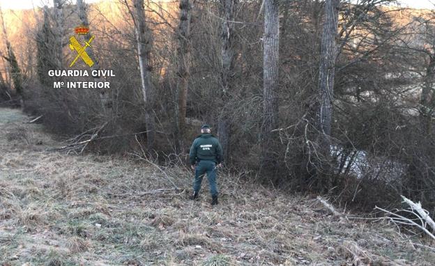 La Guardia Civil busca a la mujer desaparecida.