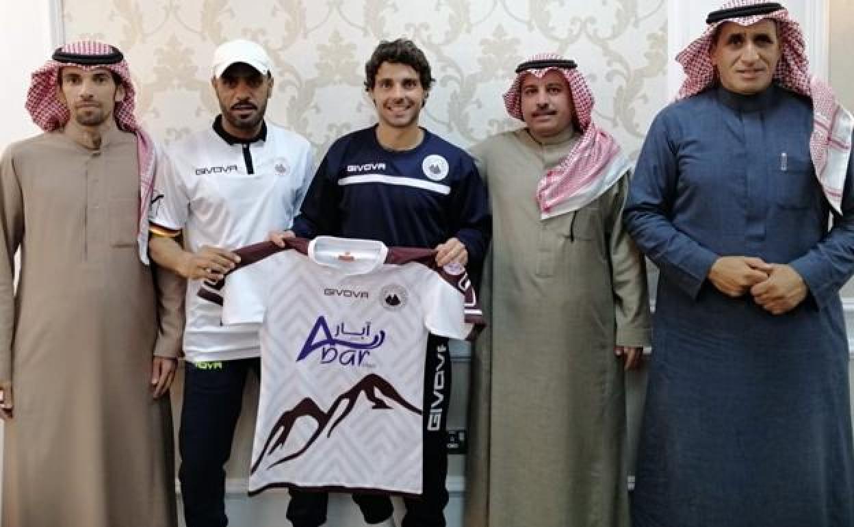 José Pedrosa Galán, en su presentación como jugador del Al Jabalain.