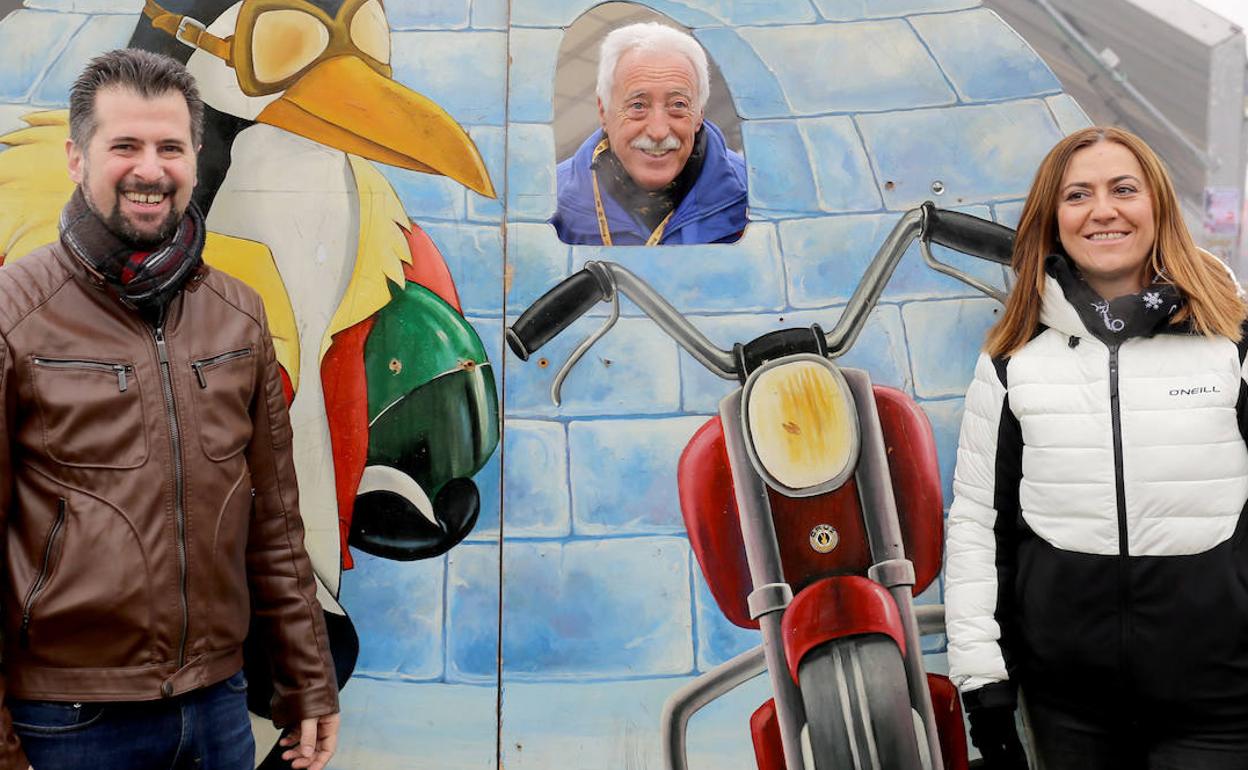 El secretario general del PSCyL, Luis Tudanca, visita la XXXVII Concentración Motorista Invernal Pingüinos 2020.