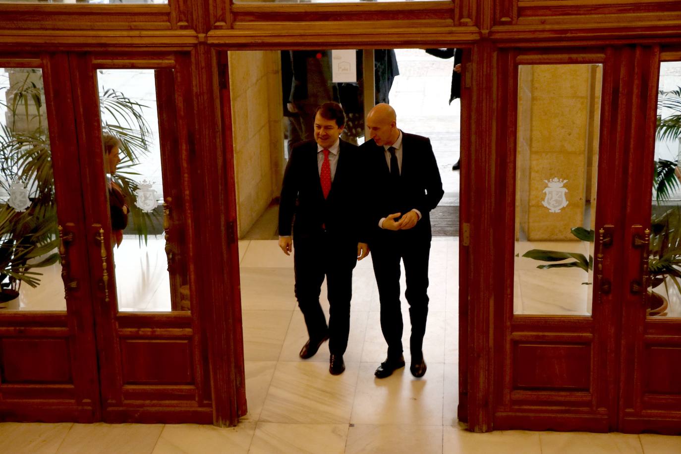 Fotos: Primer encuentro entre el alcalde de León, José Antonio Diez y el presidente de la Junta, Alfonso Fernández Mañueco