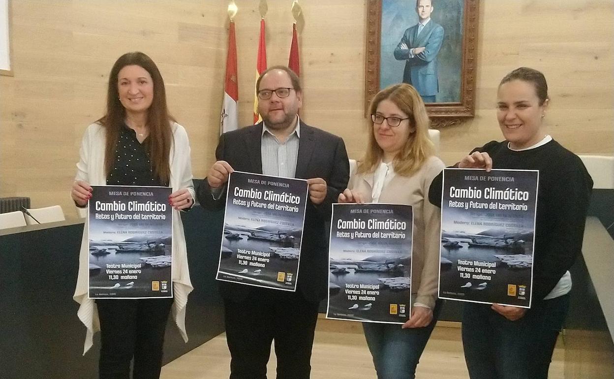 Presentación de la ponencia en La Bañeza.
