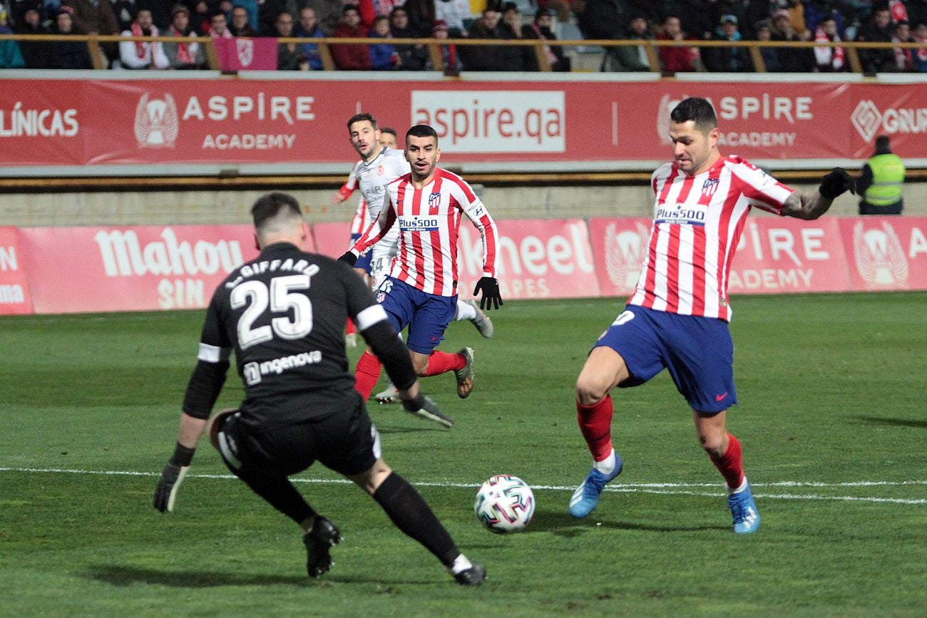 13.000 espectadores se citan en el Reino de León para disfrutar de un intenso encuentro entre la Cultural y el Atlético de Madrid.