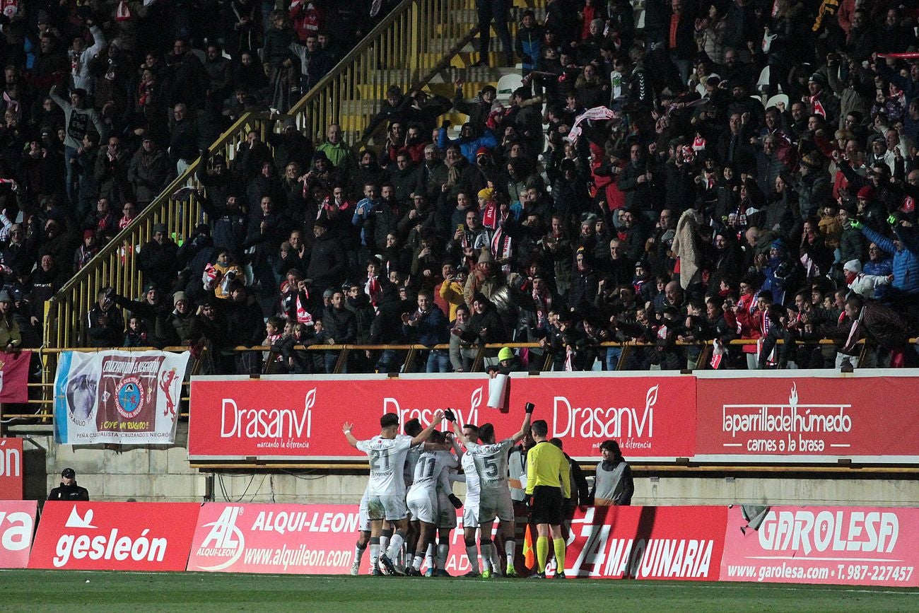 13.000 espectadores se citan en el Reino de León para disfrutar de un intenso encuentro entre la Cultural y el Atlético de Madrid.