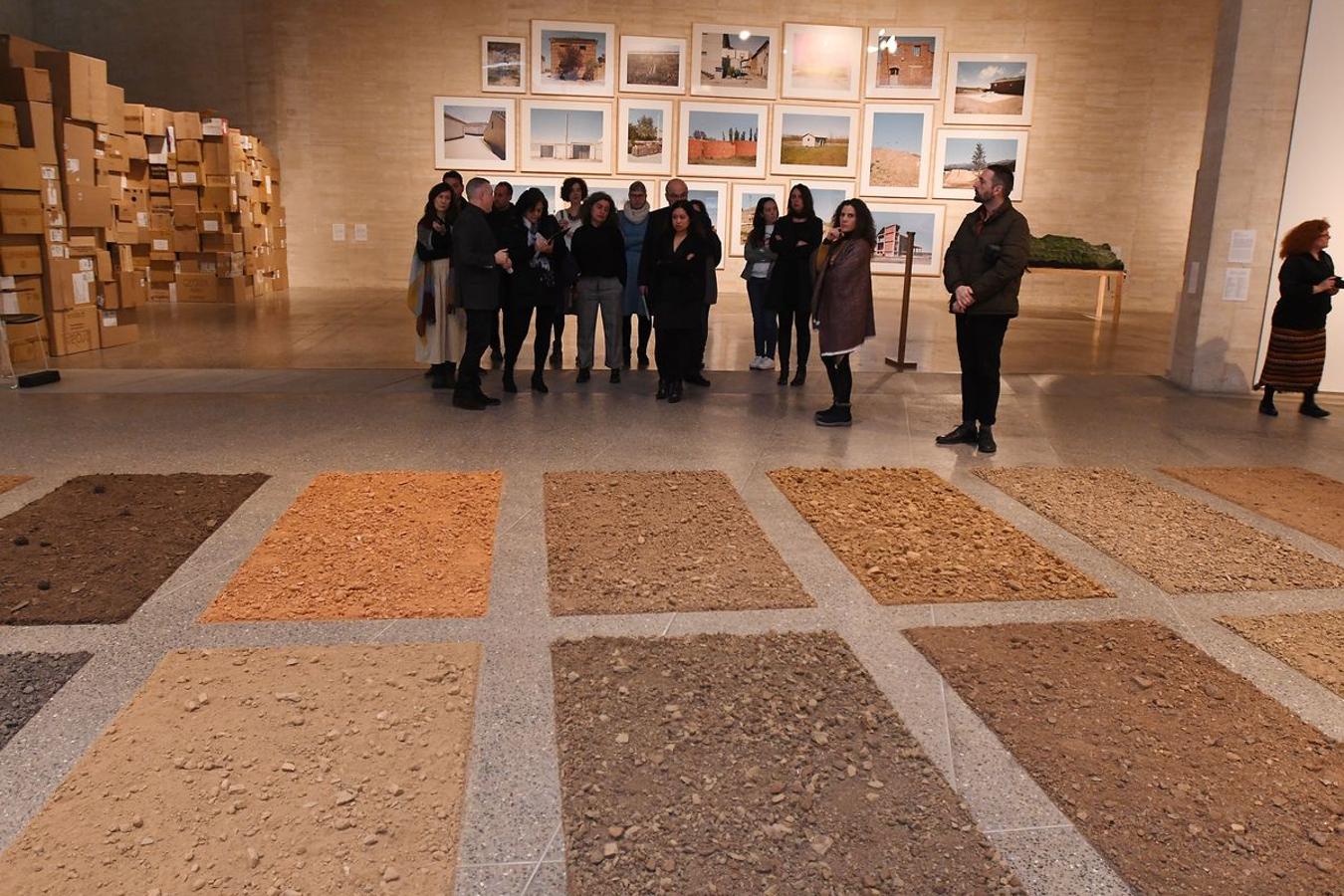 Exposición 'Cinco itinerarios con un punto de vista. Colección Musac'