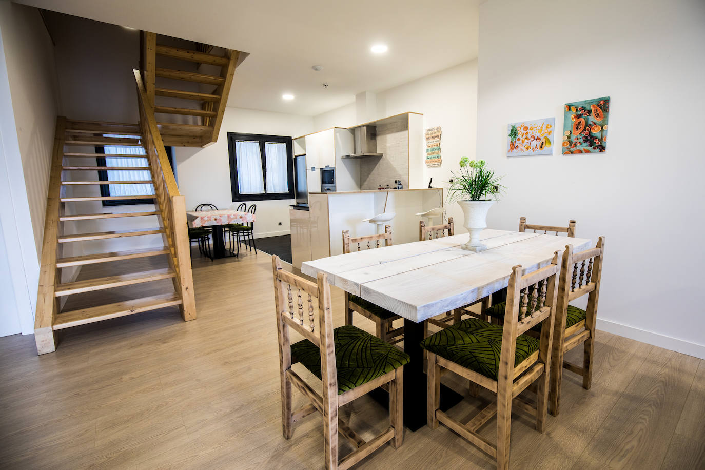 Ideal para una escapada en pareja o en familia, The Rock Suites&Spa ofrece un lugar idílico, un perfecto mirador hacia El Bierzo y unas instalaciones de auténtico lujo para disfrutar de momentos inolvidables.