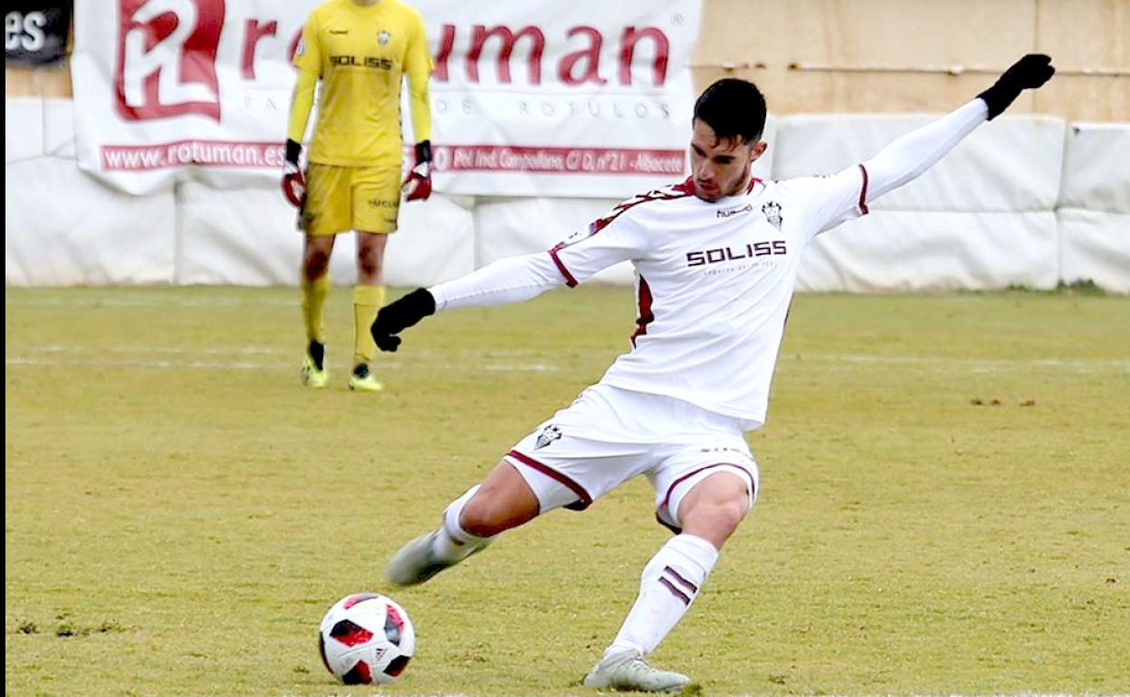 Ángel Moreno se incorporará de inmediato a la disciplina del equipo leonés.