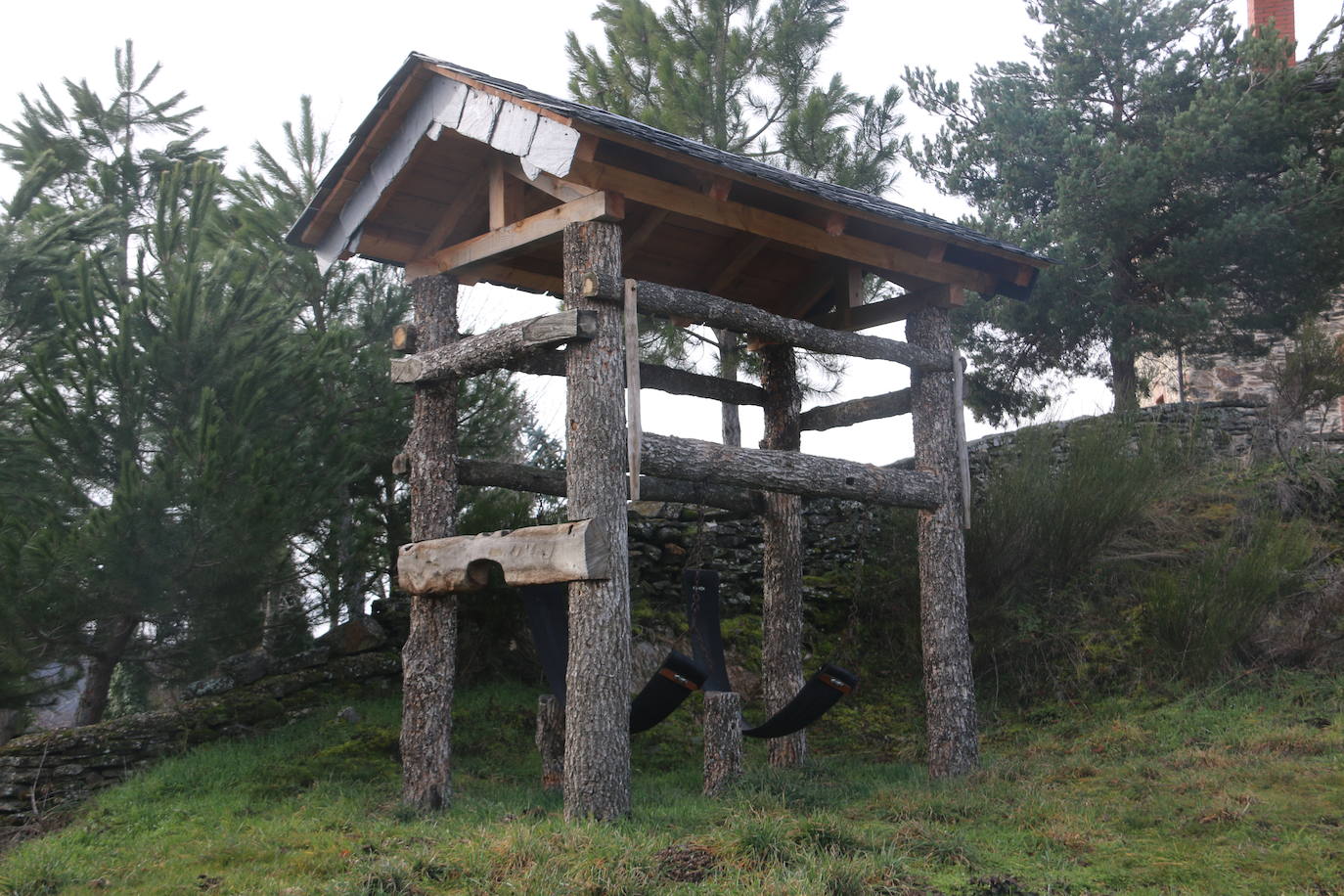 Riello es un paraje perfecto para reencontrase con el pasado, revivir la historia y rodearse de un entorno admirable.