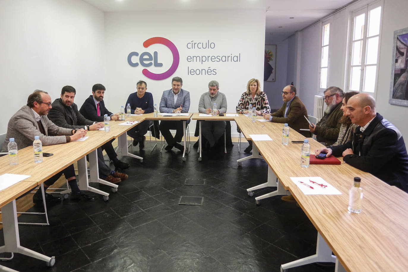 Fotos: Reunión de la Junta Directiva del CEL con UGT y CCOO