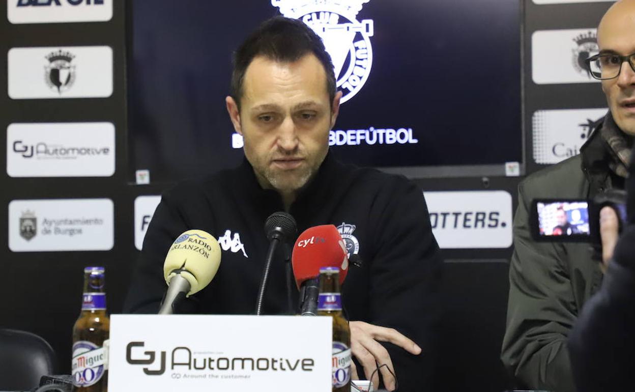 José Manuel Aira, en sala de prensa.