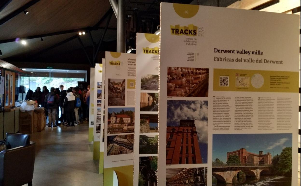 Muestra itinerante 'Tracks Memory. Iconos de la memoria industrial'' en el Museo de la Energía.