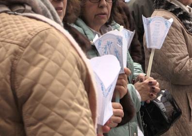 Imagen secundaria 1 - Lourdes, luz en la penumbra
