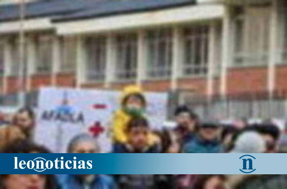 La capital de Laciana, Villablino, concentra el grito de toda una cormarca en defensa de su futuro.