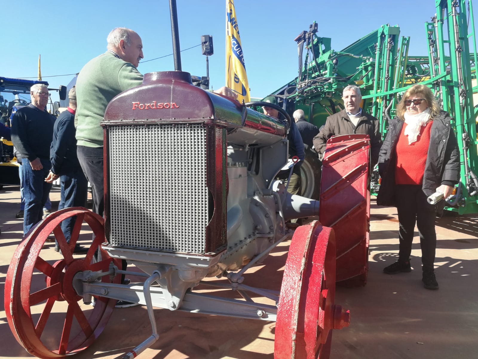 Valencia de don Juan reivindica con éxito y ejemplo el futuro de la España vaciada. Cerca de dos centenares de expositores se citan en la tradicional Feria de Febrero que llega a su siglo de vida.