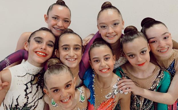 Gimnastas del Club Ritmo en el Campeonato de Castilla y León de Base.