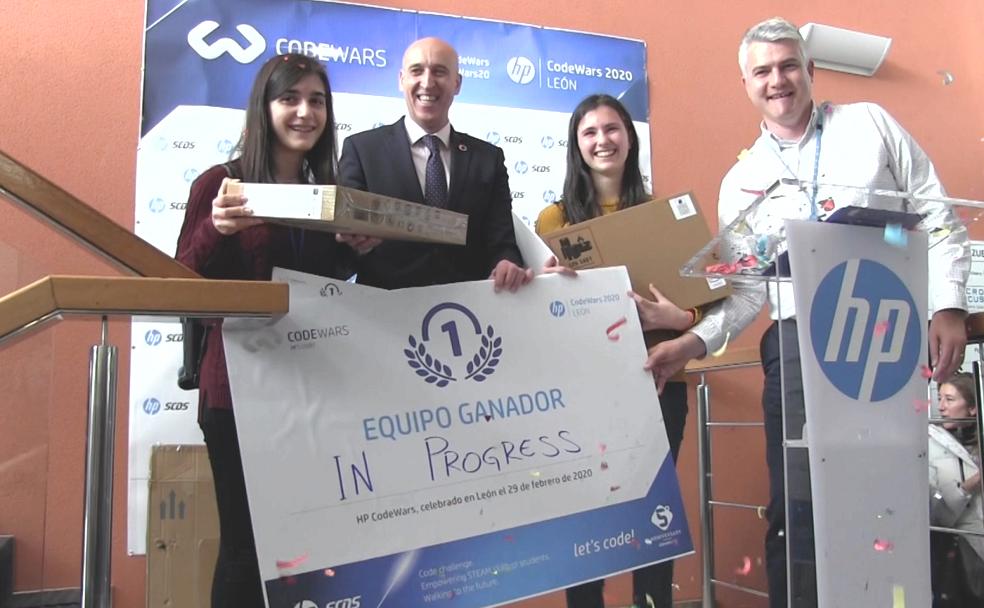 Entrega del premio en la sede de HP León.