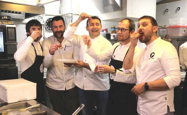 Galería. Imágenes de los cocineros.