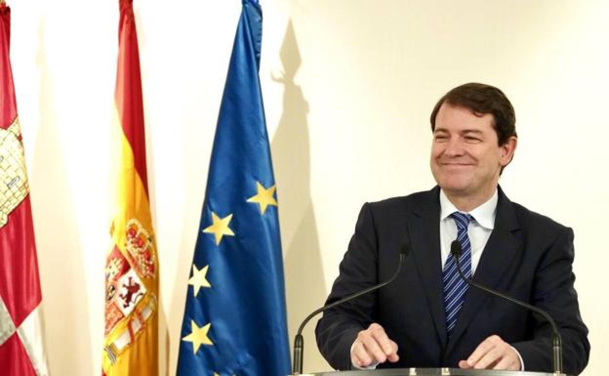 Mañueco expresa su «plena confianza» en el sistema nacional de salud ante el coronavirus