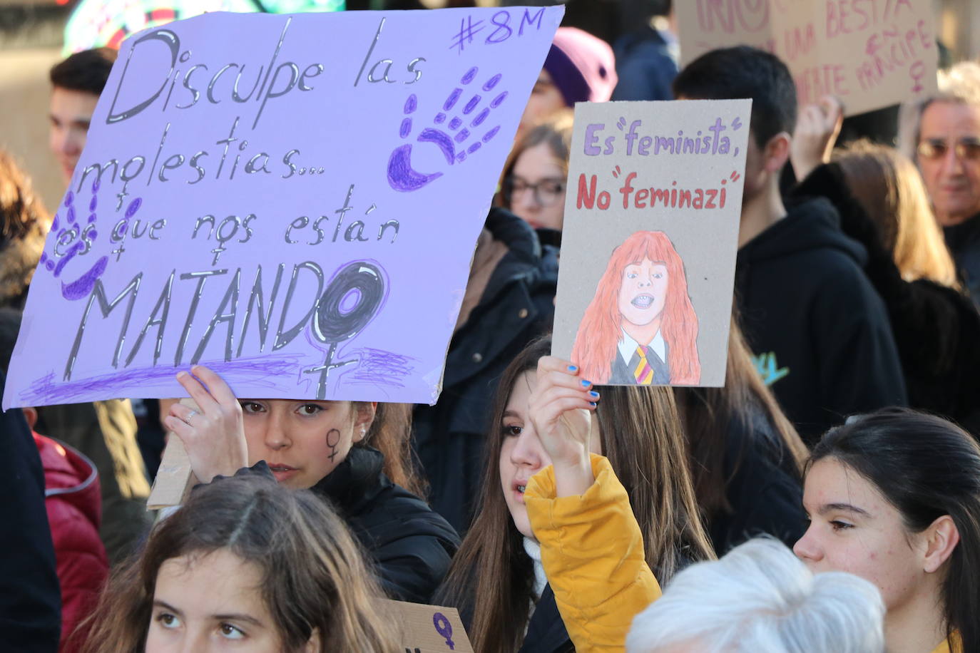 Fotos: El 8M en los &#039;versos&#039; de cartón