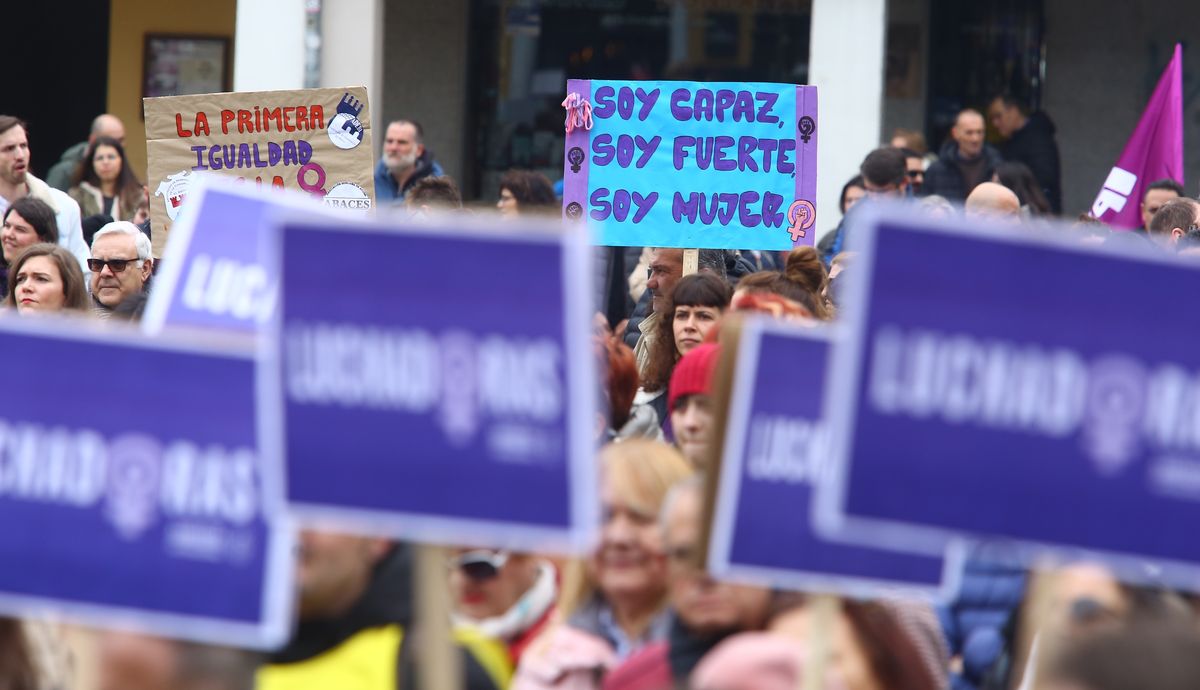 Manifestación en Ponferrada con motivo del Día Internacional de la Mujer