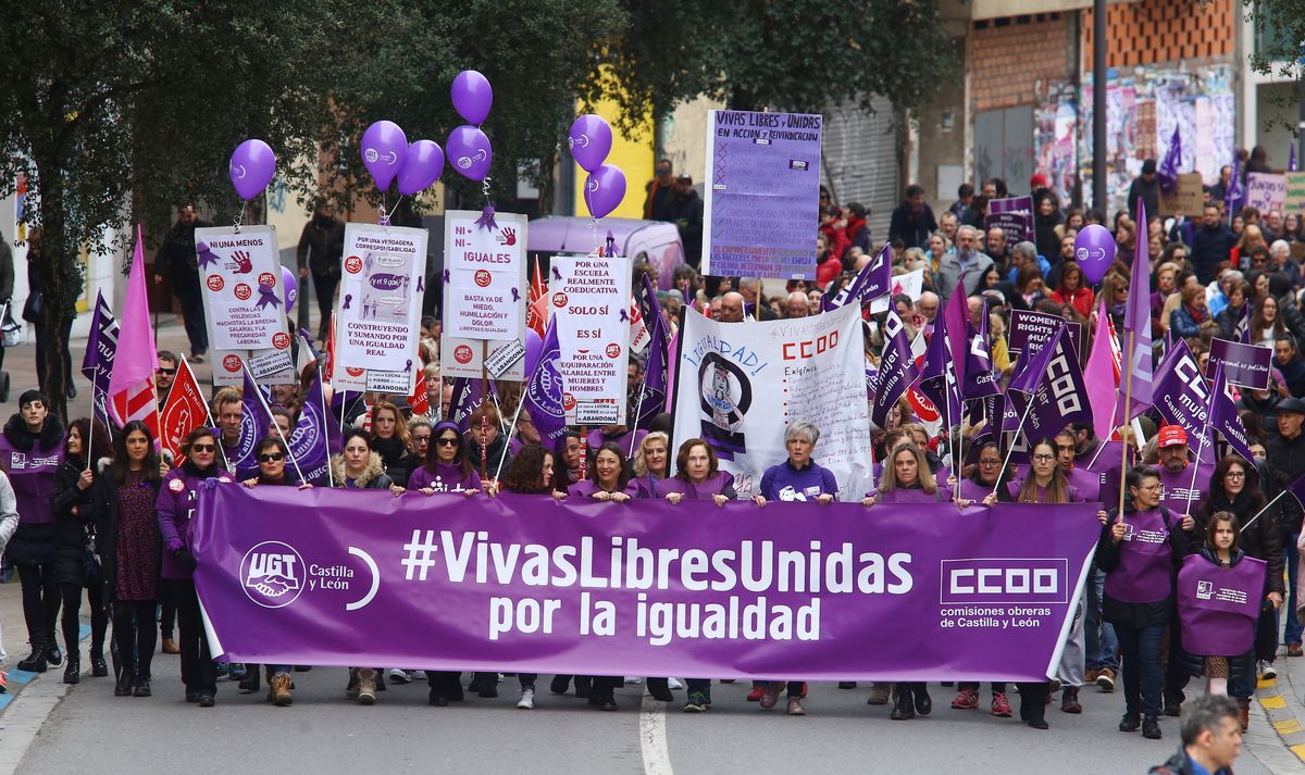 Manifestación en Ponferrada con motivo del Día Internacional de la Mujer