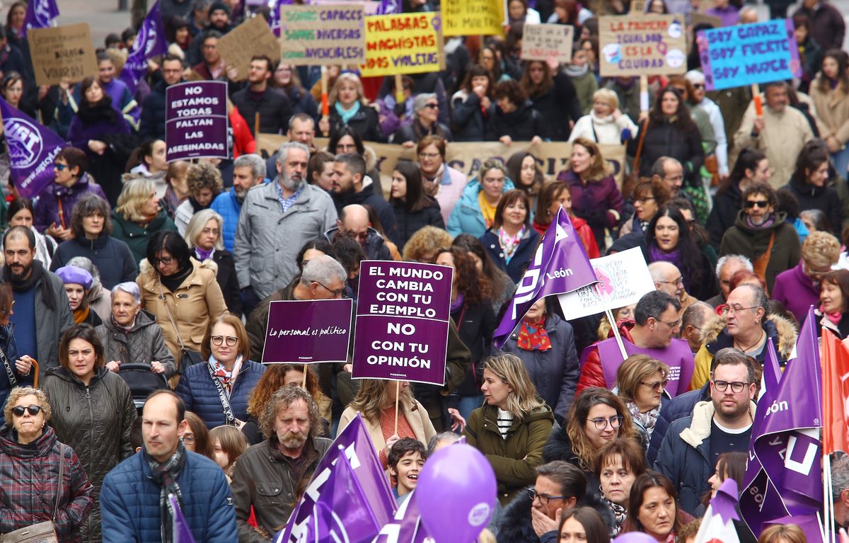 Manifestación en Ponferrada con motivo del Día Internacional de la Mujer