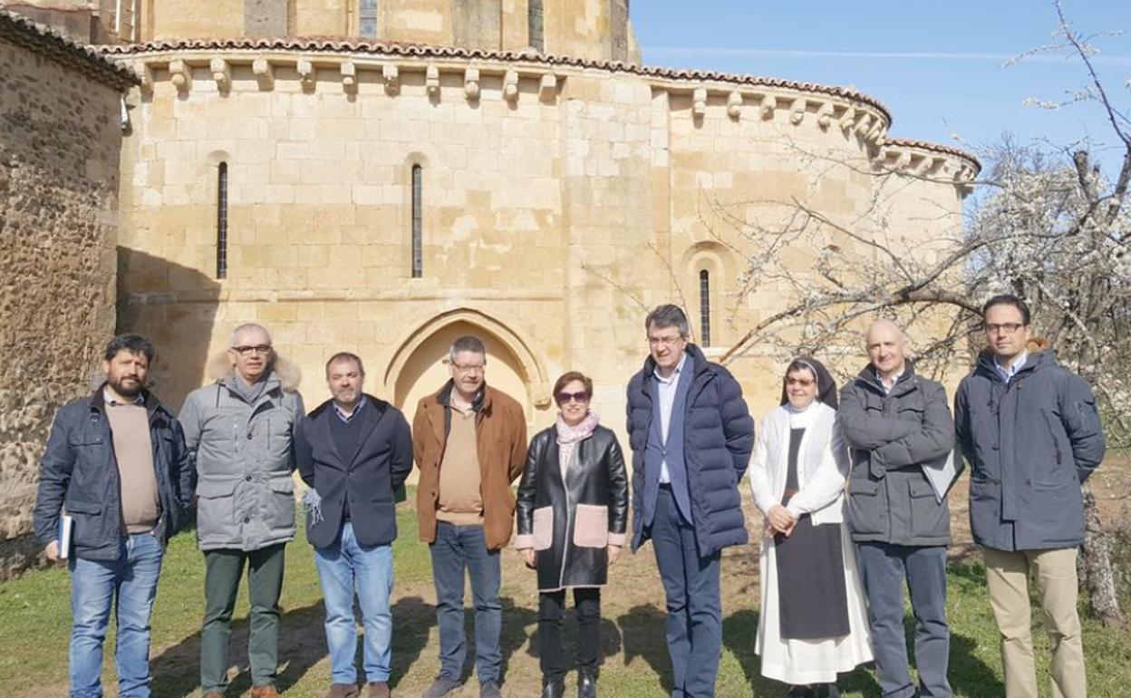 Recepción, de la Junta, de obras de la Iglesia del Monasterio de Gradefes.