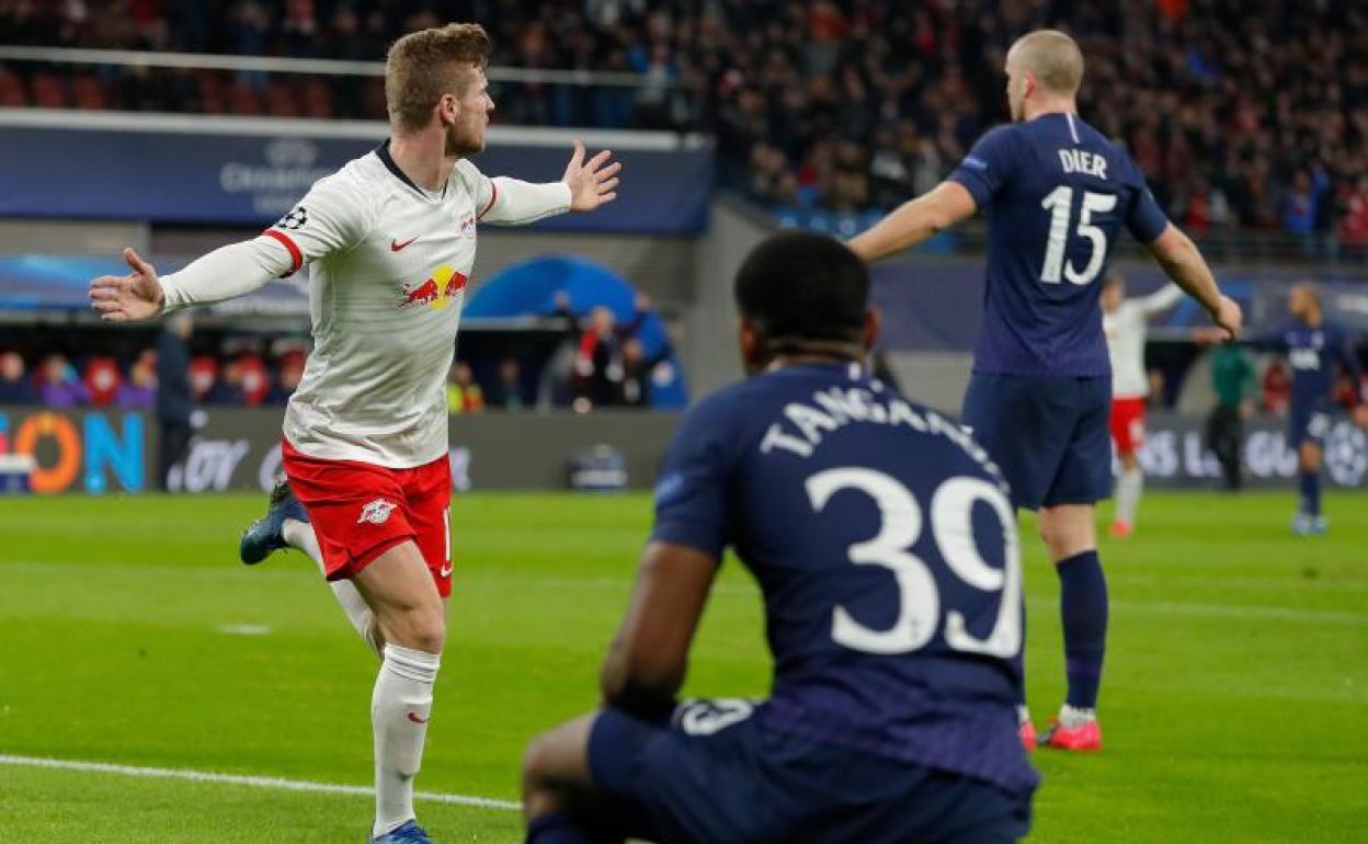 Timo Werner celebra su gol al Tottenham.