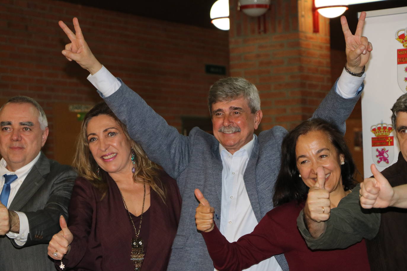 Fotos: Las candidaturas reciben los resultados de las elecciones de la ULE