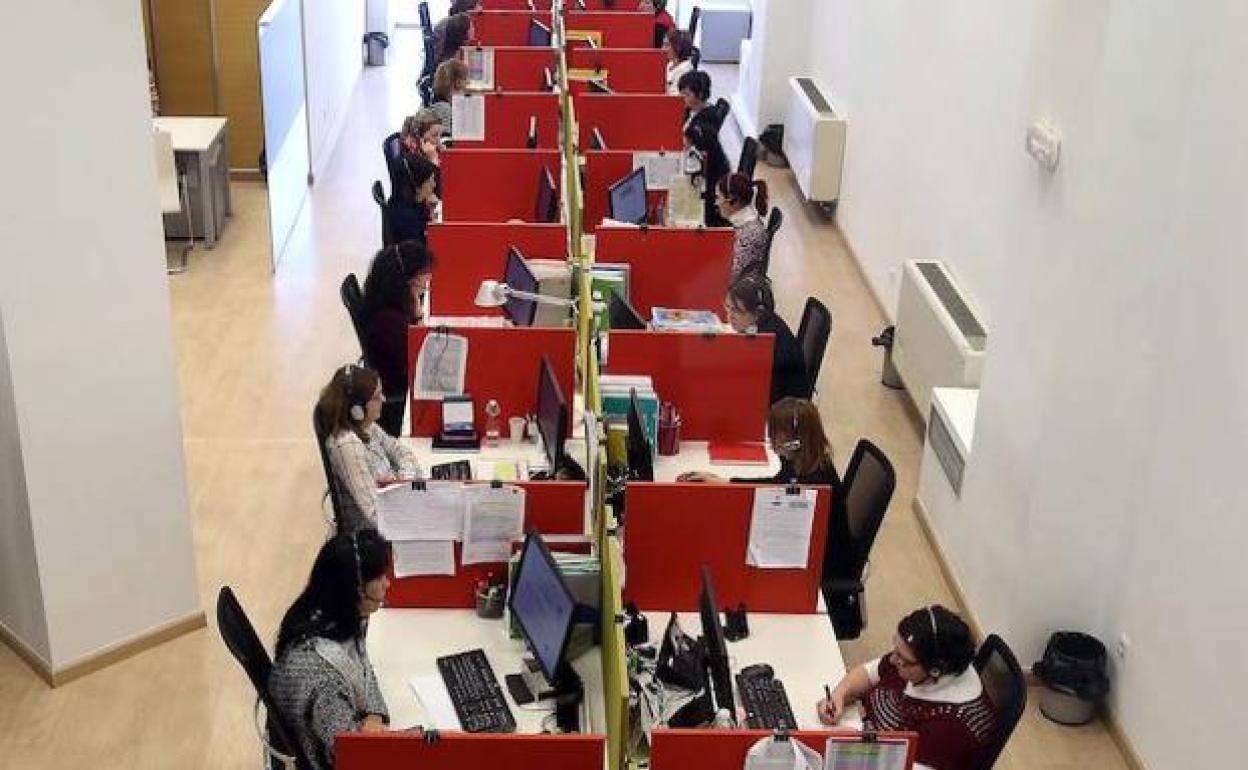 Servicio de atención 012 de la Junta.