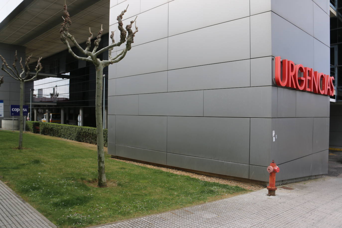 Fotos: Montaje de las carpas de pretriaje