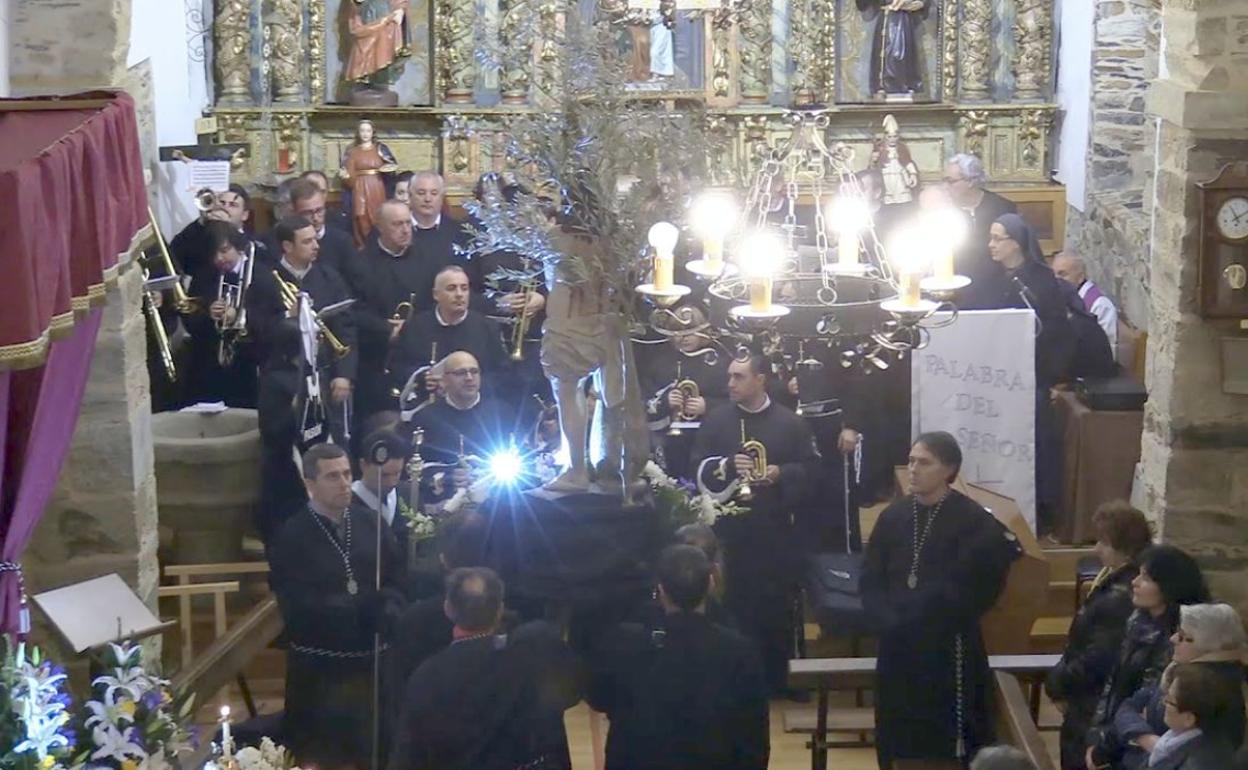 Acto celebrado el pasado año en el interior de la iglesia.