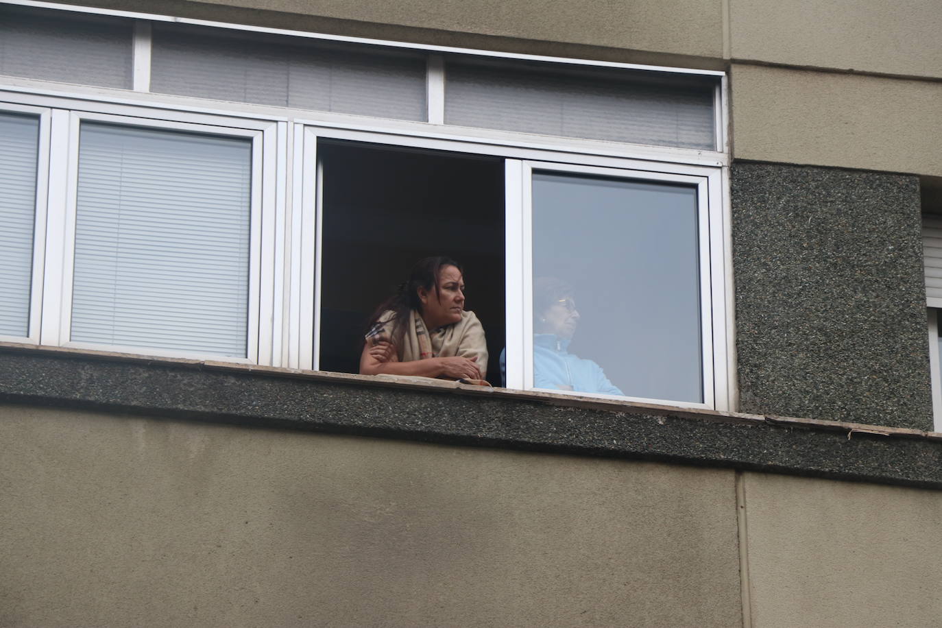 León no falla a su cita con el aplauso sanitario ni leonoticias con sus vecinos.