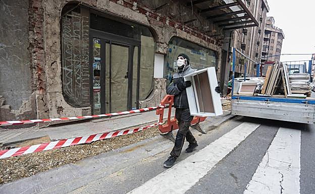 Cerca de 10.000 trabajadores 'no esenciales' regresan este lunes al trabajo en la provincia de León