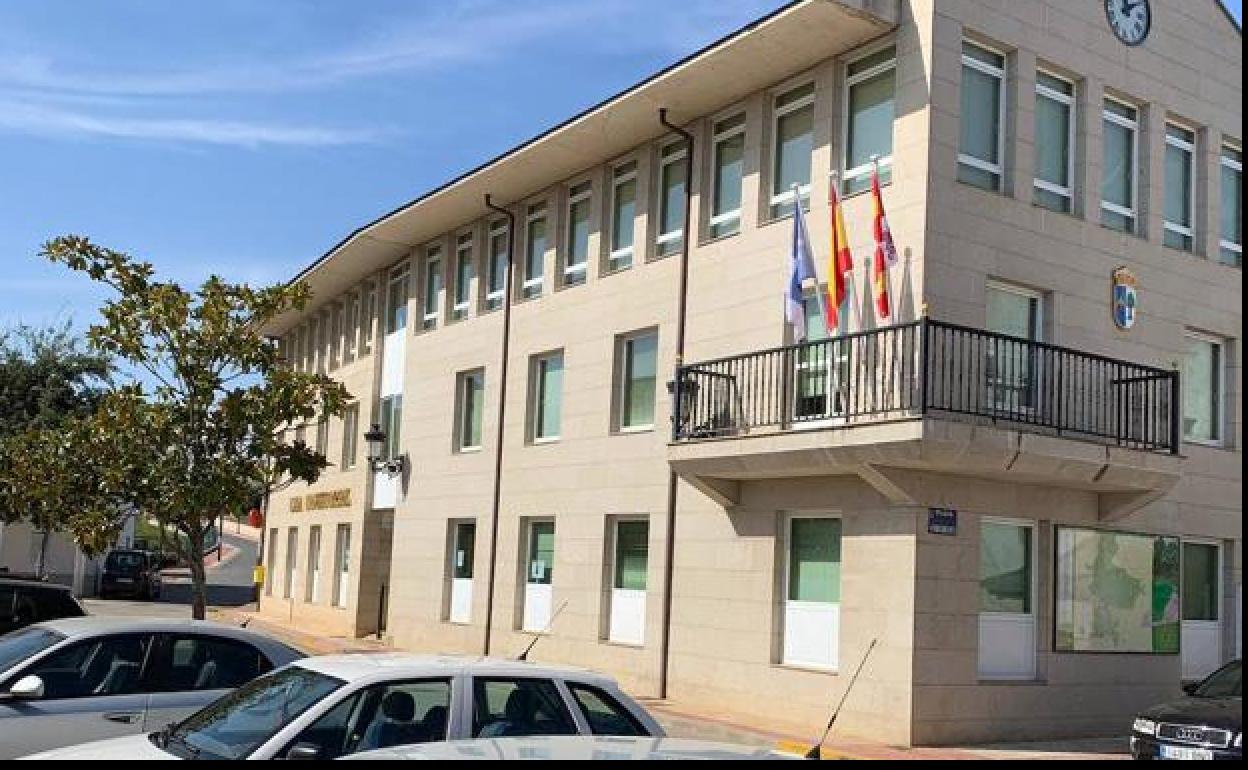 Ayuntamiento de Cabañas Raras.