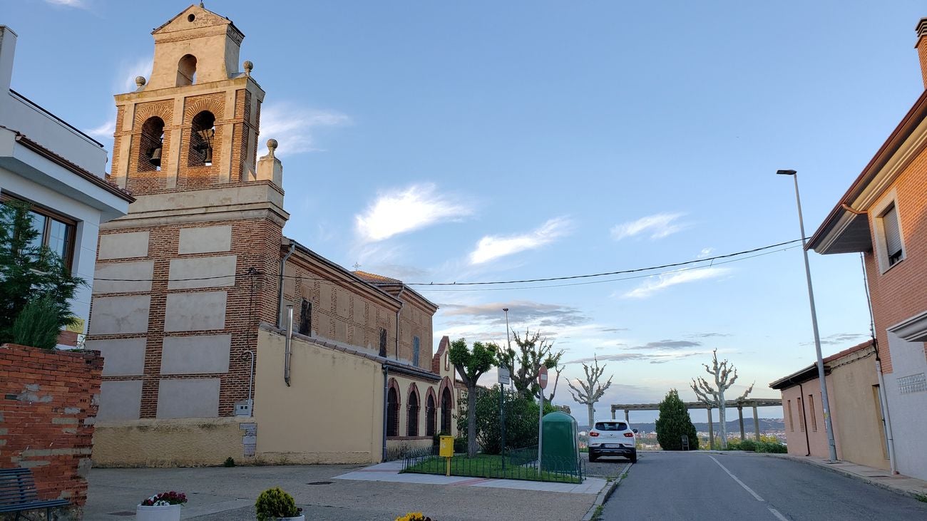 La barriada de Oteruelo es la única zona de León capital en la que no se aplican horarios restrictivos dentro del estado de alarma. Su singularidad: pertenece a la capital pero carece de continuidad urbana por lo que prevalece su categoría como pedanía.