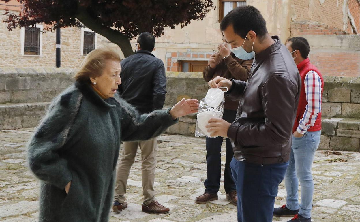 Torquemada (Palencia), en fase 1, celebra la festividad de San Isidro Labrador. 