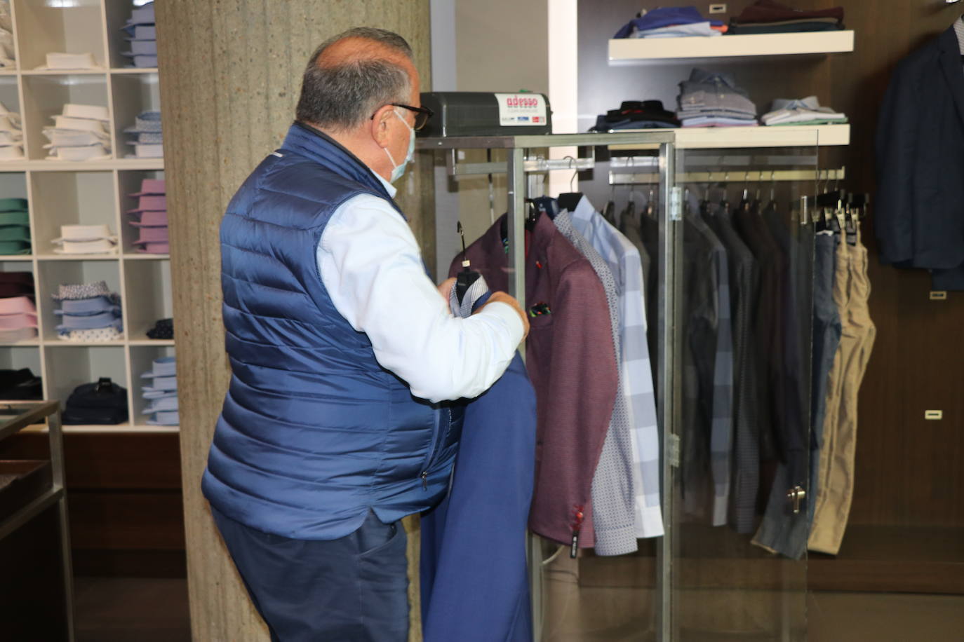 Fotos: Compras seguras en el comercio leonés