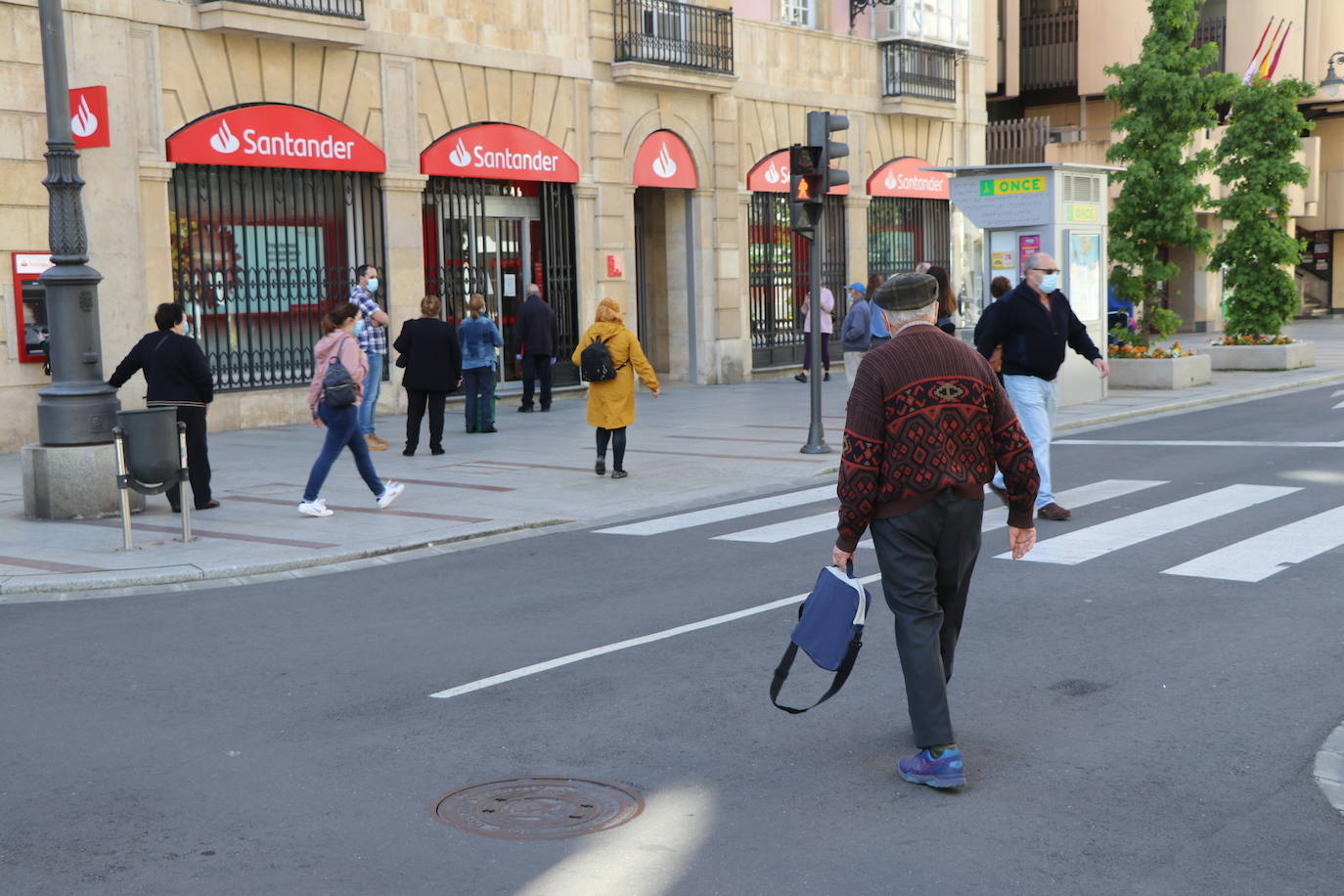Fotos: León entra en la Fase 0,5 de la desescalada 65 días después