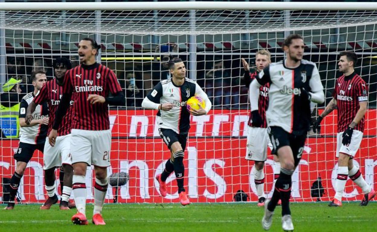 Imagen de archivo de un partido de la Serie A entre la Juventus y el Milan. 