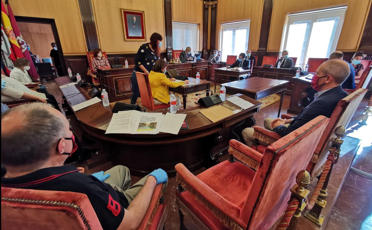 Imagen del pleno en el que se debatió la obra de Ordoño. 