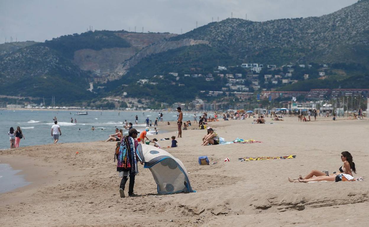 Playa de Castelldefels (Barcelona) este lunes.